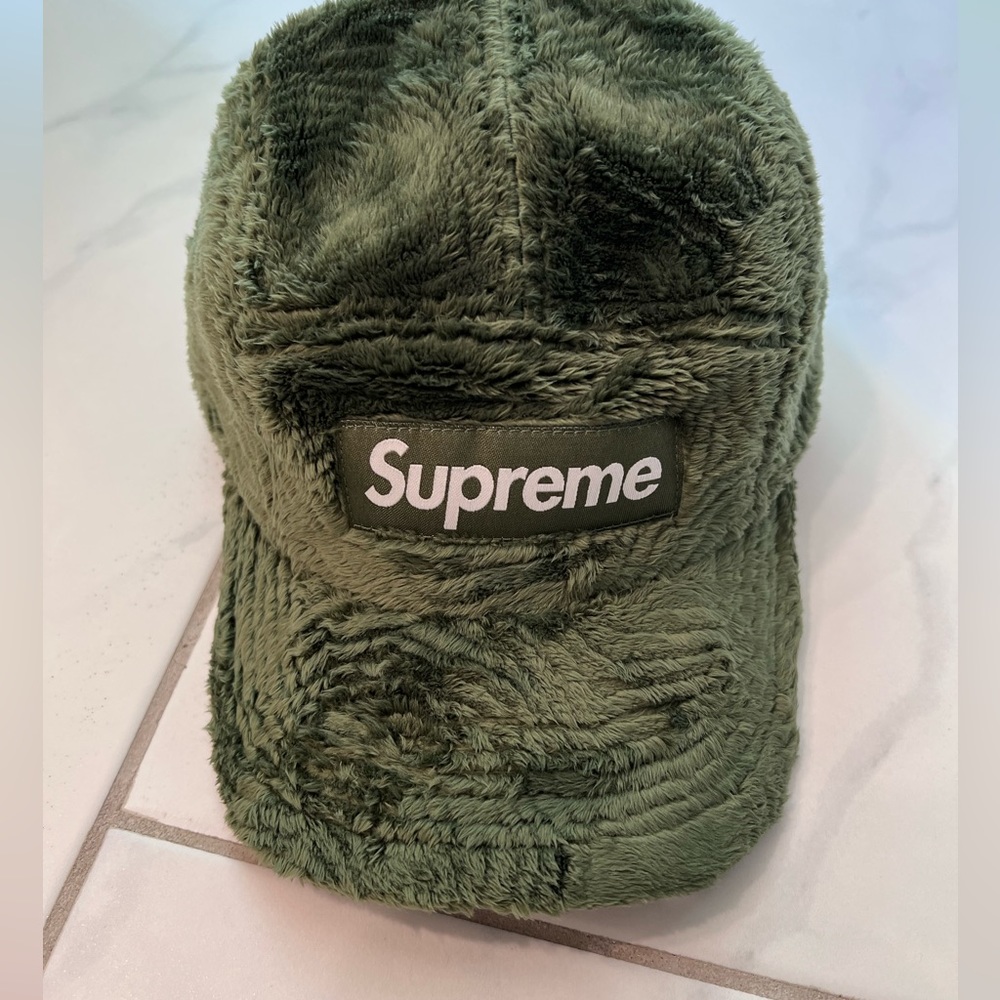 Supreme olive faux fur hat